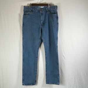 Wrangler Classic Straight Denim Jeans in Medium Blue